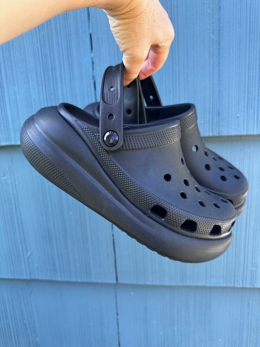 Crocs Black Classic Crush Platform Clog Women's 8 Men's 6